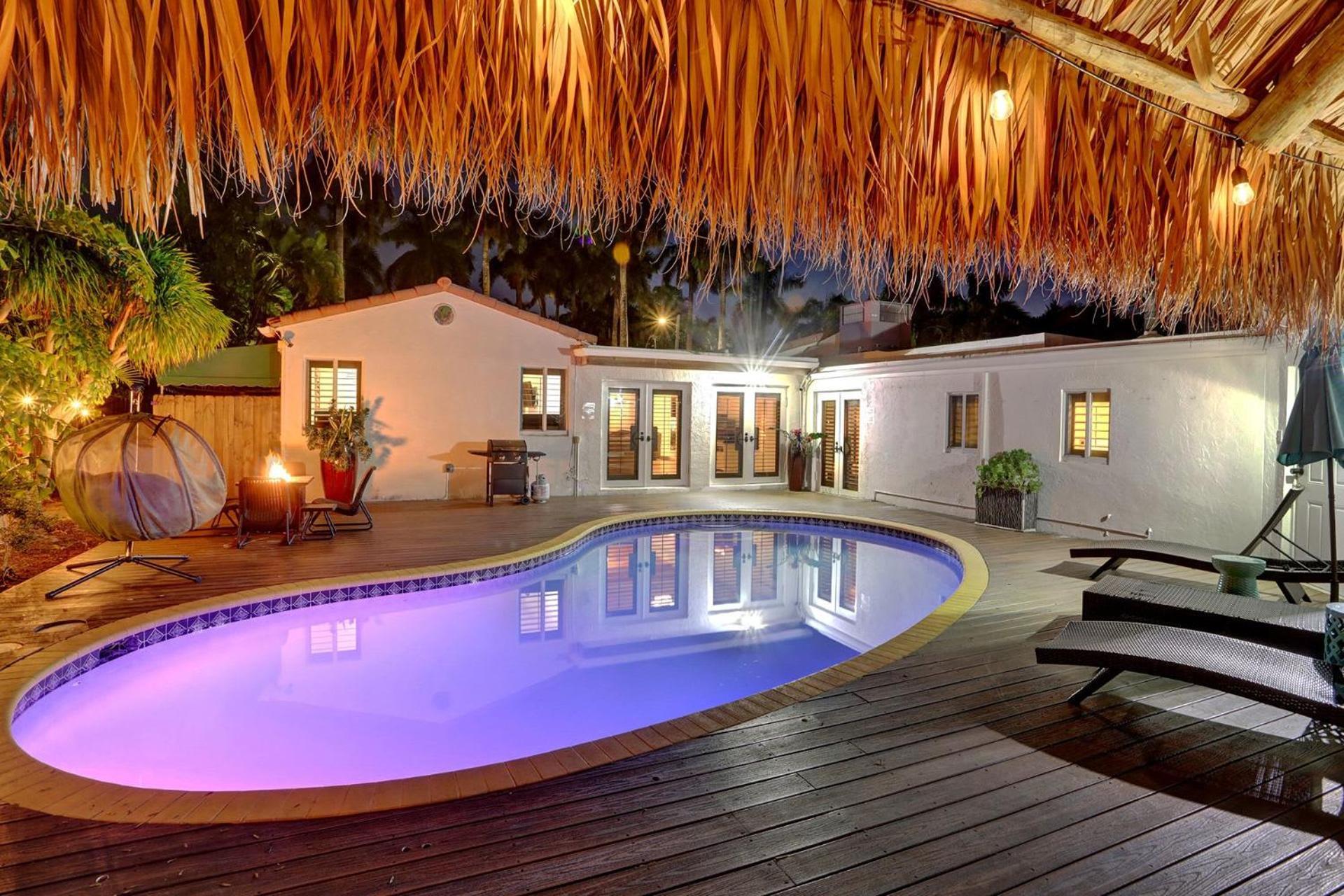 Private Pool With 5 Bedroom Retreat Hollywood Exteriör bild